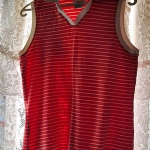Pretty sleeveless shirt.  Size medium